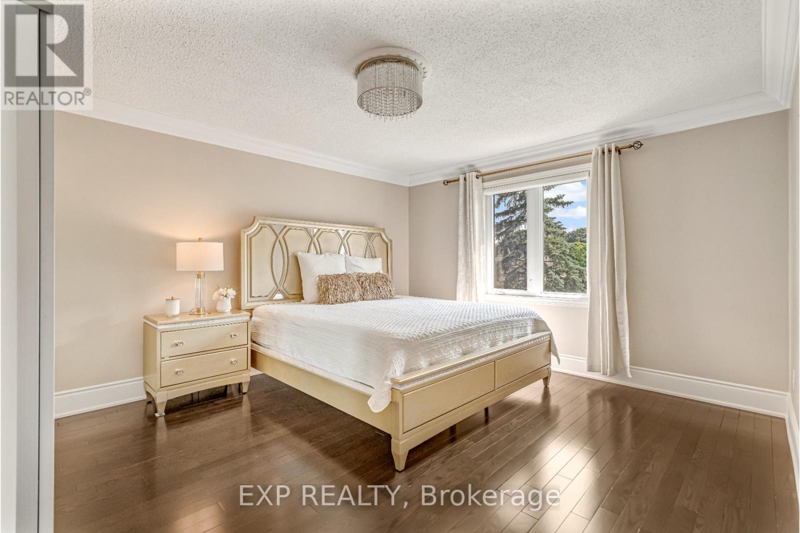 96 Kenpark Avenue, Brampton (Snelgrove), Ontario  L6Z 3K4 - Photo 26 - W12258009