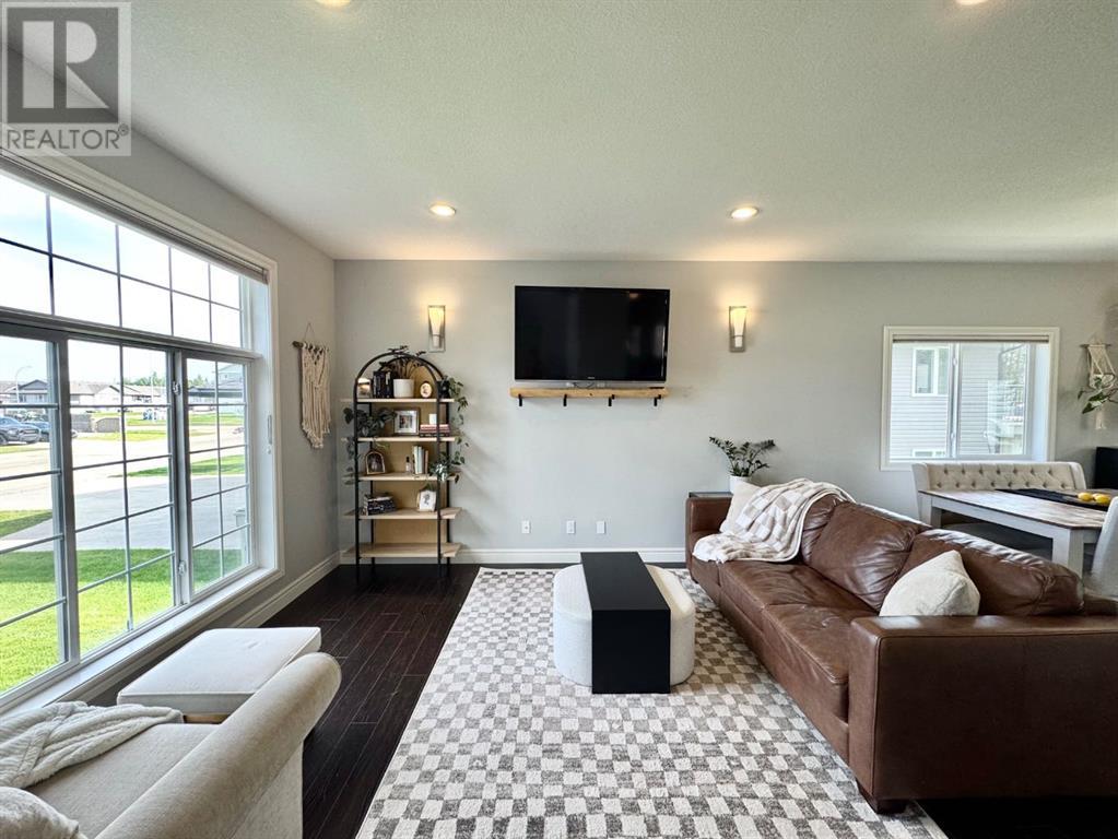 Property at 10 Riverstone Road image 3
