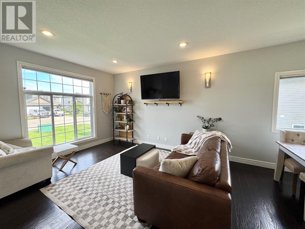 Property at 10 Riverstone Road image 5