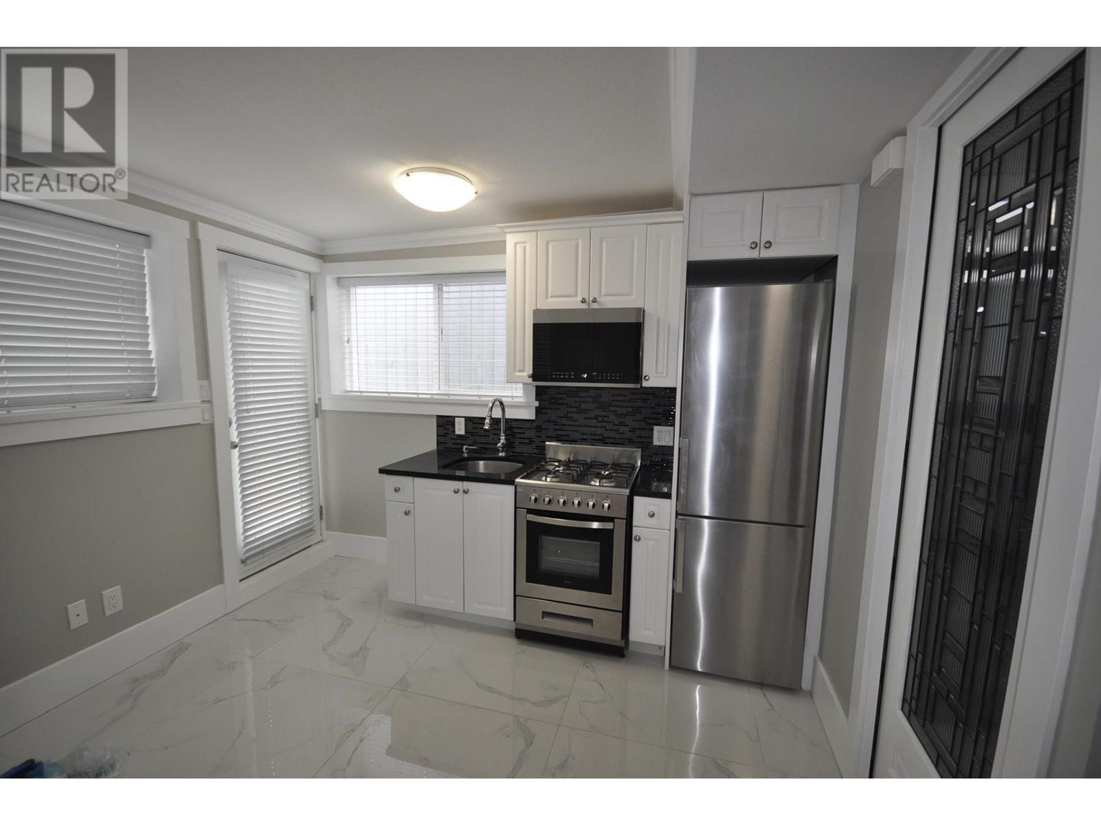 7828 PRINCE ALBERT STREET, vancouver, British Columbia V5X3Z7