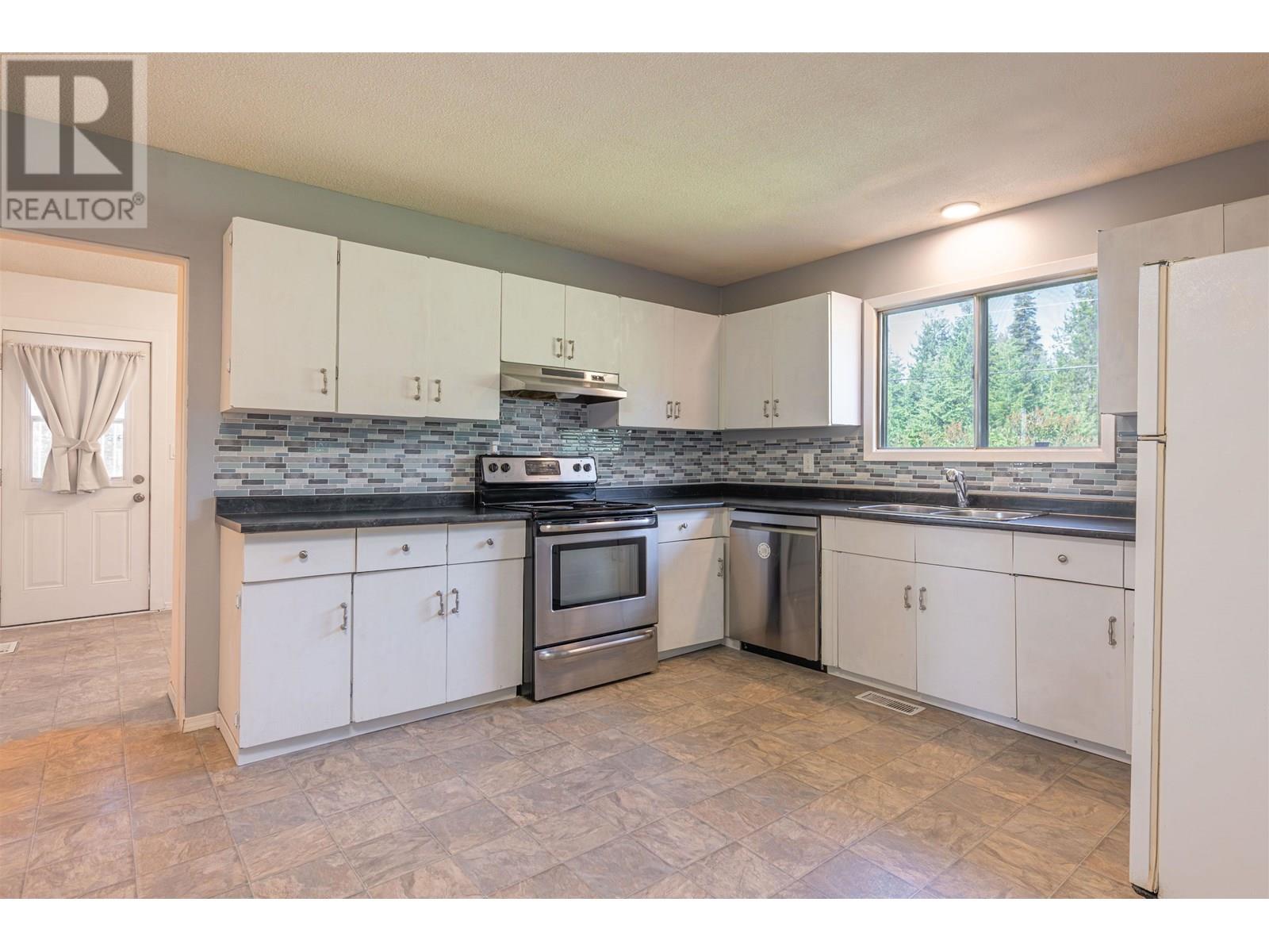 Property at 7346 BEAR ROAD image 3