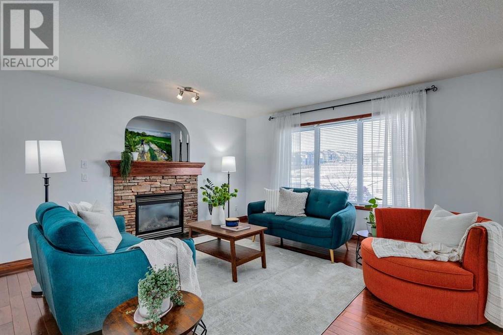 Property at 2268 Sagewood Heights SW image 4