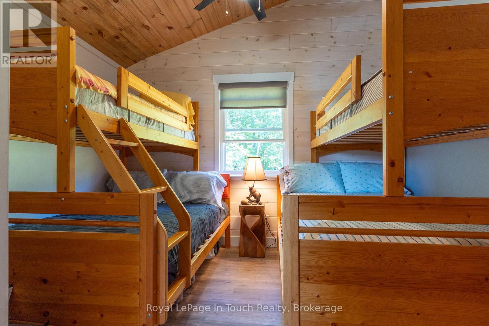 6980 Island 1810, Georgian Bay, Ontario  P0E 1E0 - Photo 10 - X12230985