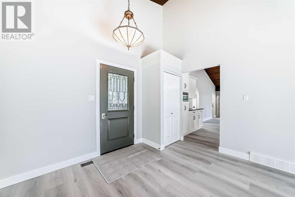 Property at 3020 Palliser Drive SW image 3