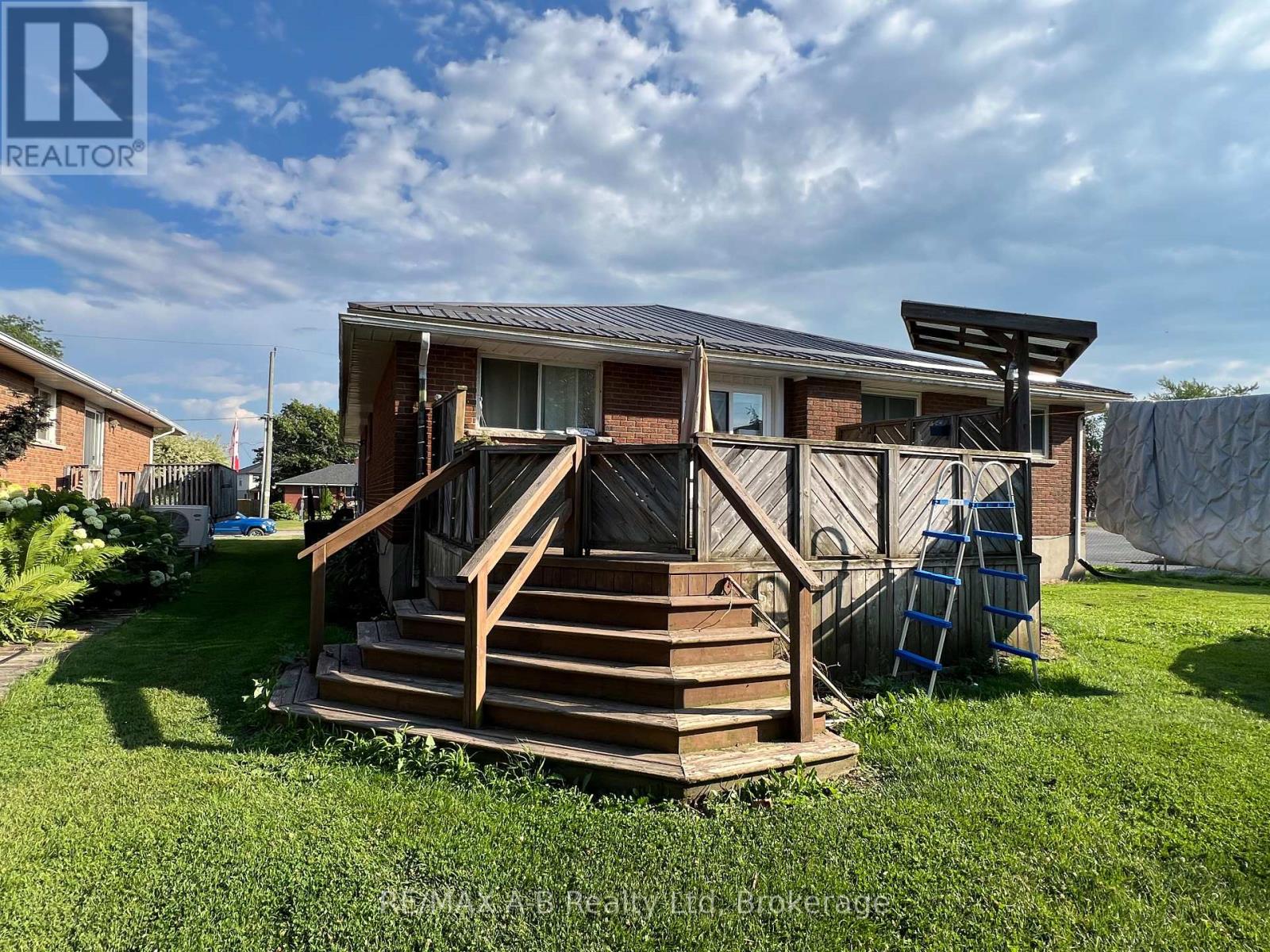 74 Adam Street, East Zorra-Tavistock (Tavistock), Ontario  N0B 2R0 - Photo 27 - X12148689