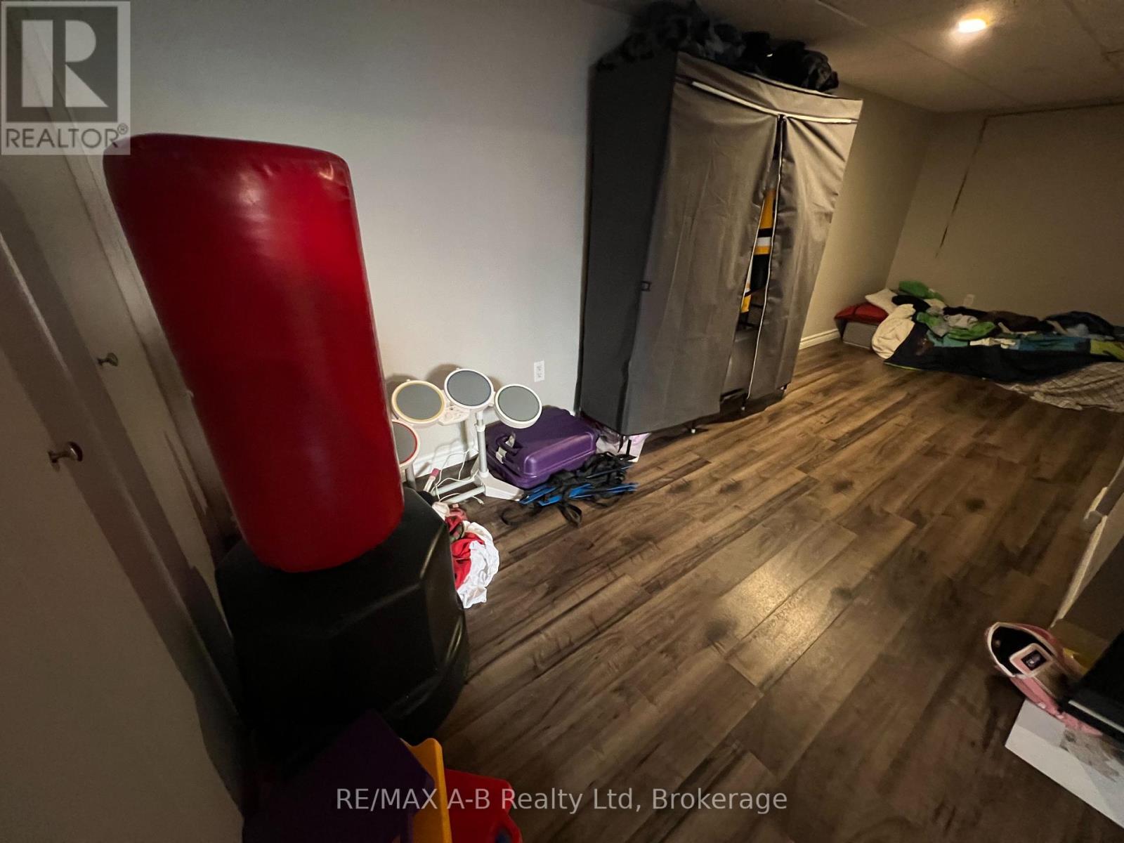 74 Adam Street, East Zorra-Tavistock (Tavistock), Ontario  N0B 2R0 - Photo 21 - X12148689