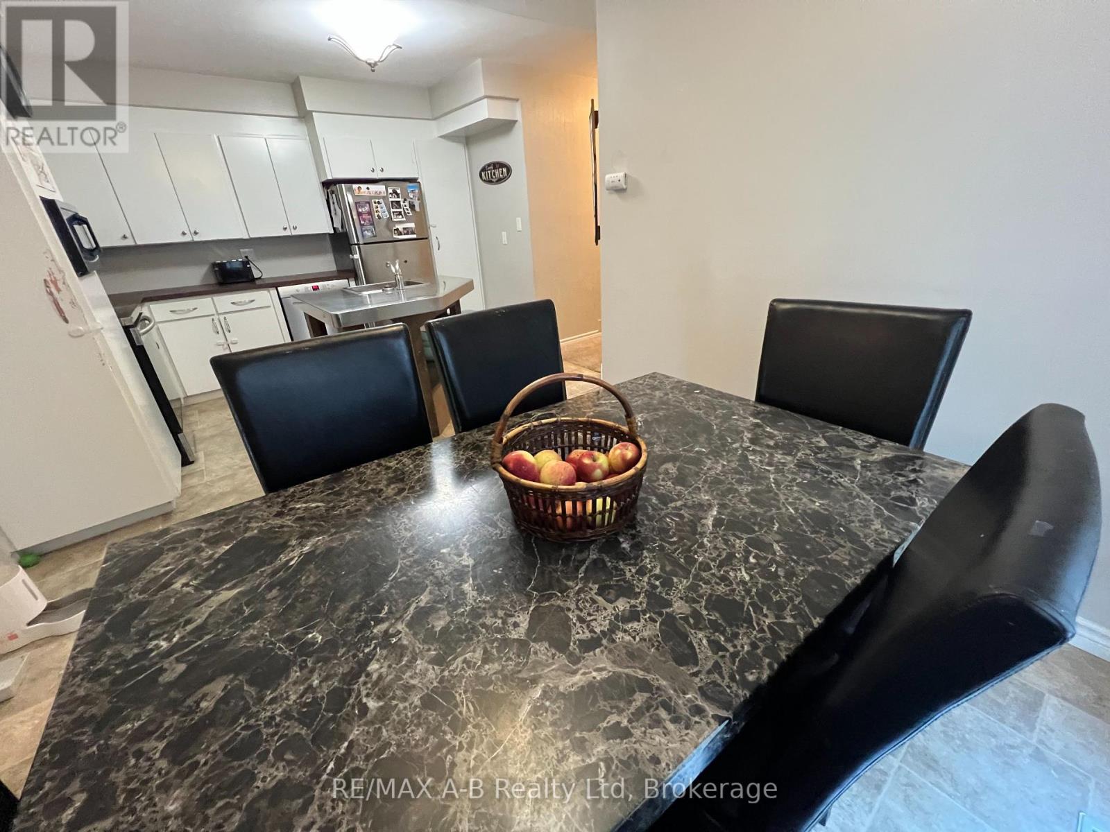 74 Adam Street, East Zorra-Tavistock, Ontario  N0B 2R0 - Photo 12 - X12148689