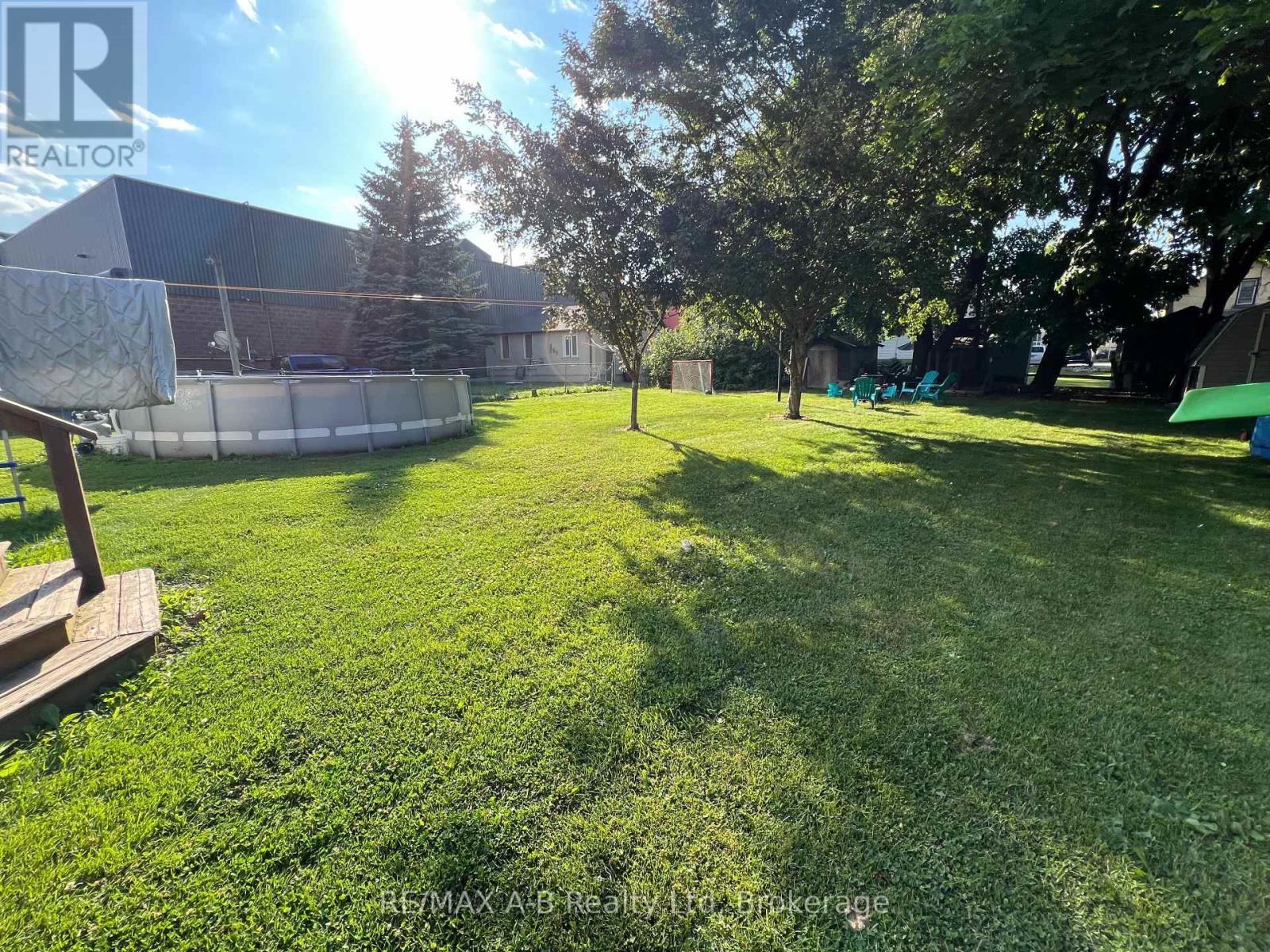 74 Adam Street, East Zorra-Tavistock (Tavistock), Ontario  N0B 2R0 - Photo 30 - X12148689