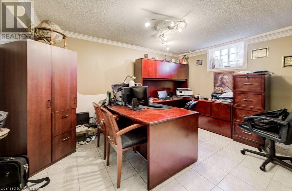 1056 Plains View Avenue, Burlington, Ontario  L7T 1V5 - Photo 44 - 40747329