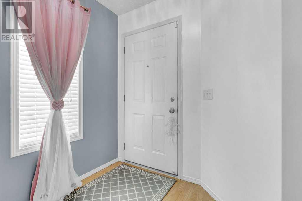 Property at 376 Bridlewood Avenue SW image 5