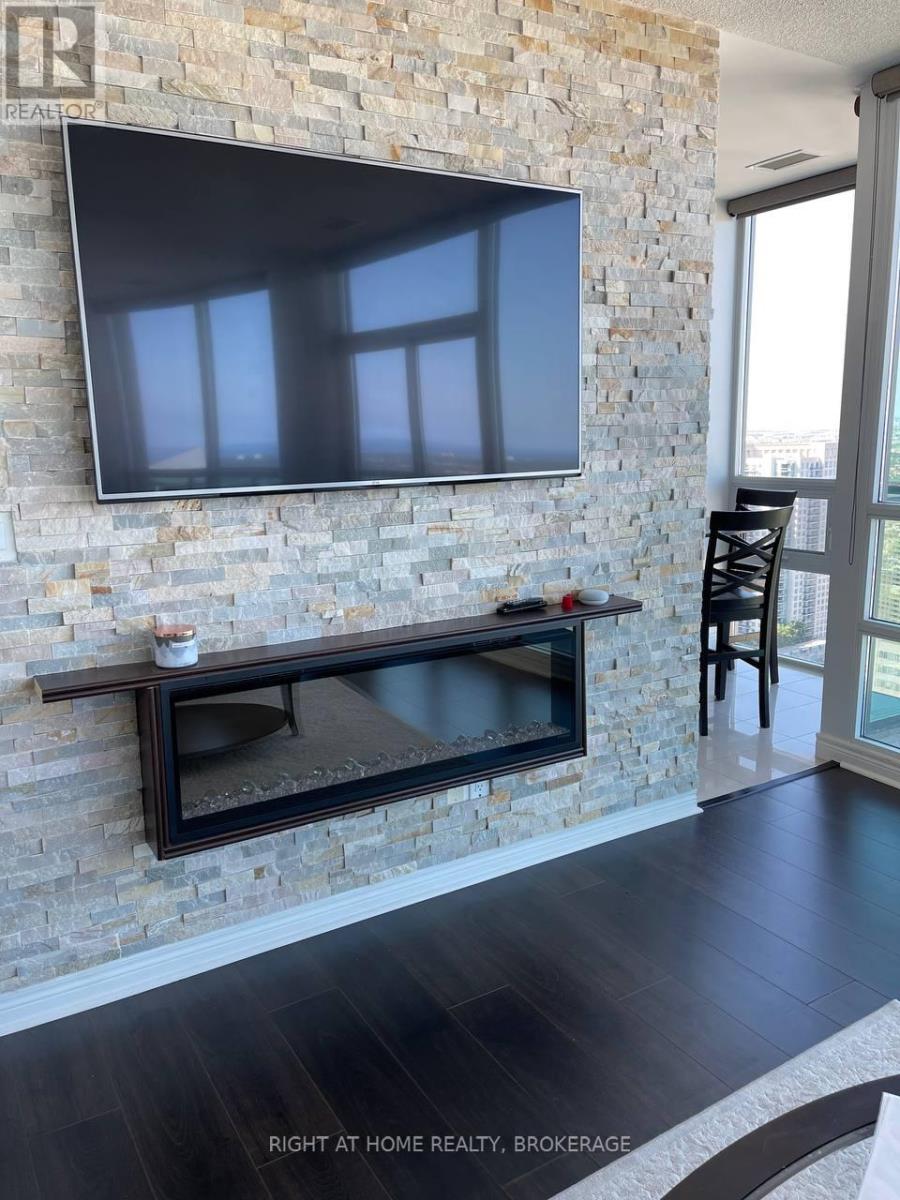 Ph101 - 208 Enfield Place, Mississauga (City Centre), Ontario  L5B 0G8 - Photo 14 - W12258089