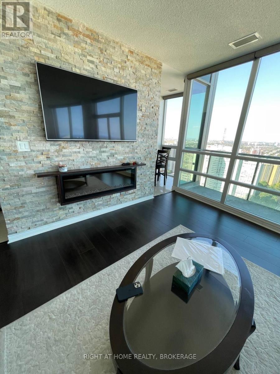 Ph101 - 208 Enfield Place, Mississauga (City Centre), Ontario  L5B 0G8 - Photo 4 - W12258089