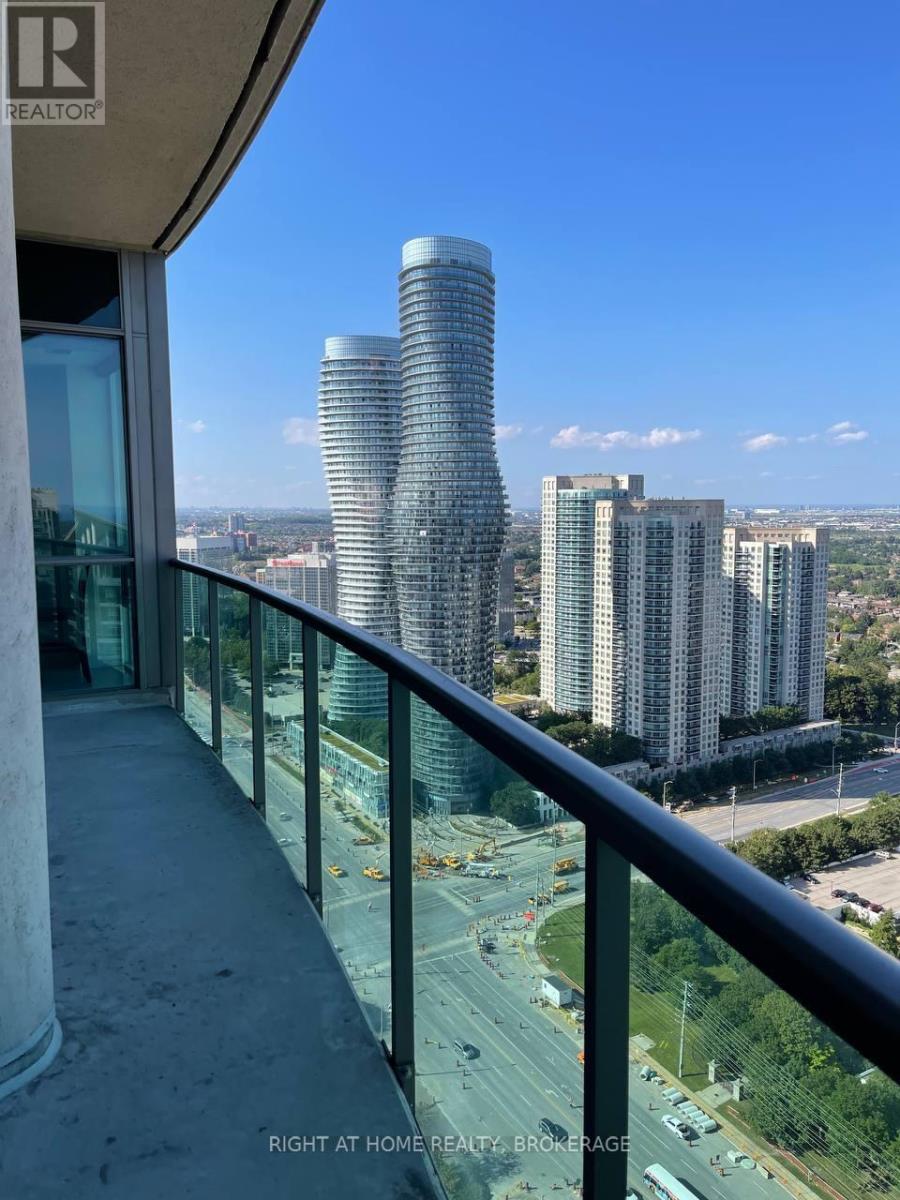 Ph101 - 208 Enfield Place, Mississauga (City Centre), Ontario  L5B 0G8 - Photo 5 - W12258089