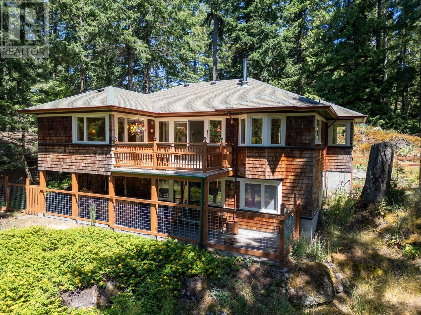 Property at 2622 LIGHTHOUSE LANE image 1