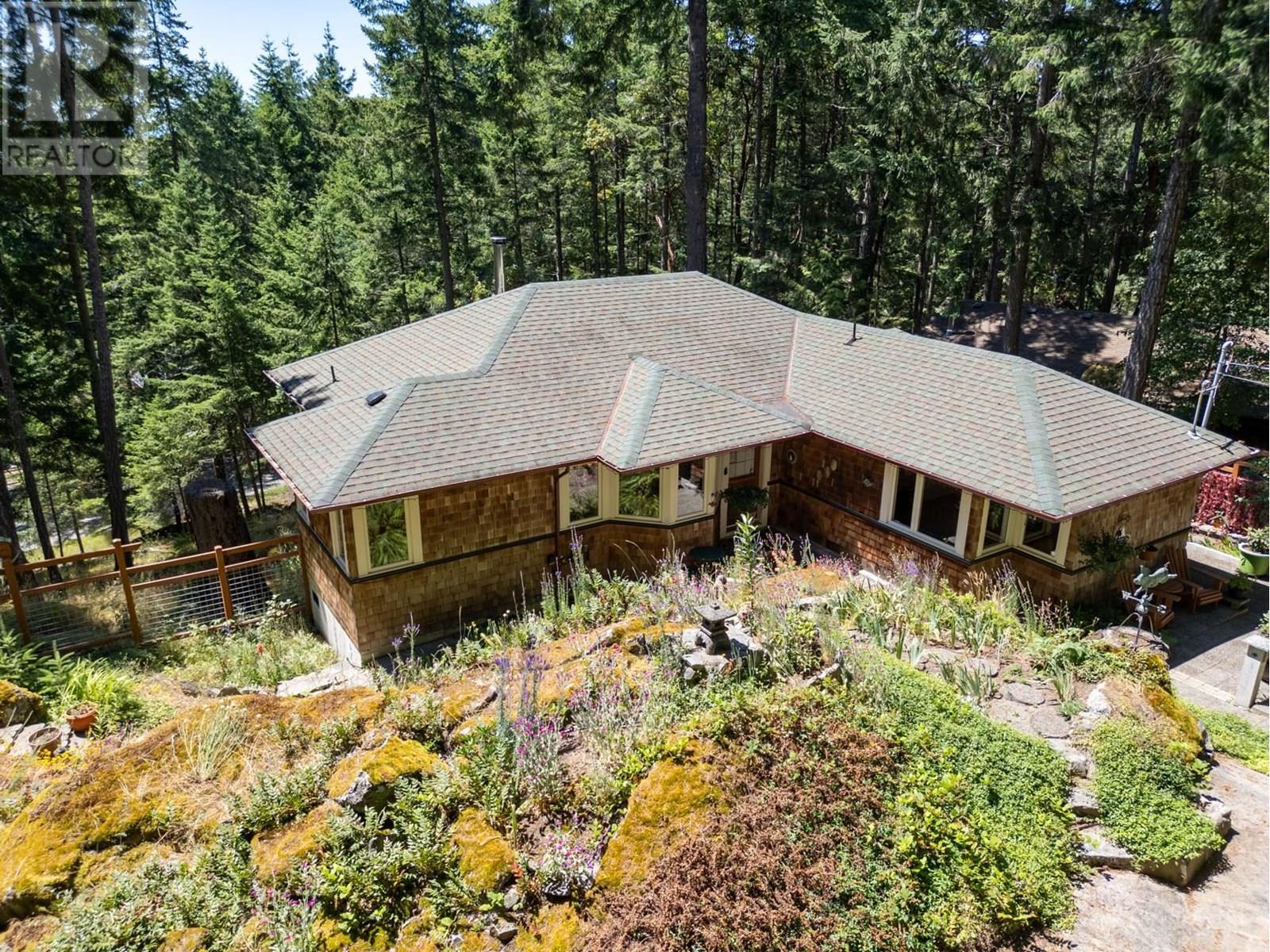 Property at 2622 LIGHTHOUSE LANE image 2