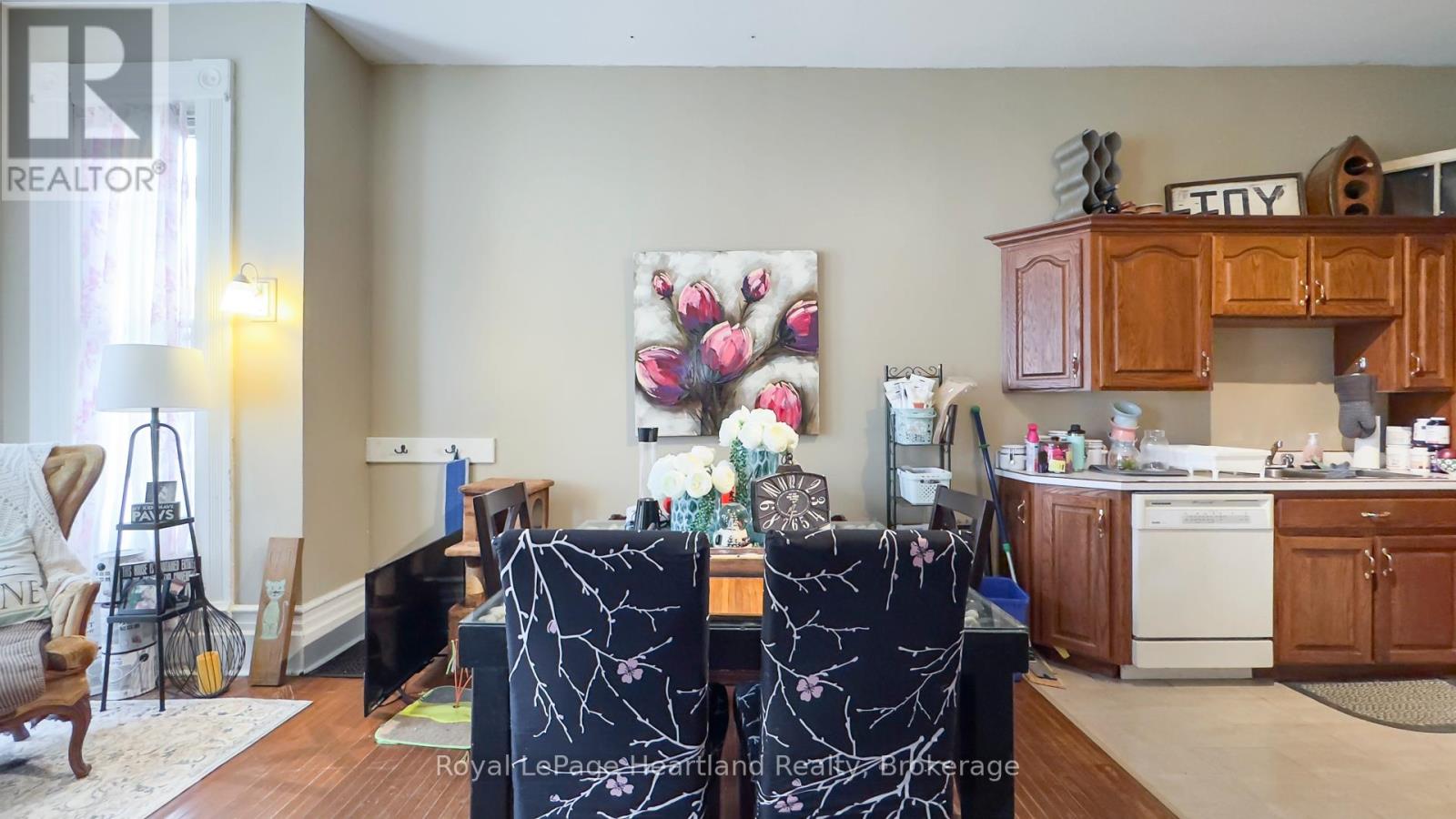 190 Albert Street, Central Huron, Ontario  N0M 1L0 - Photo 15 - X12258094