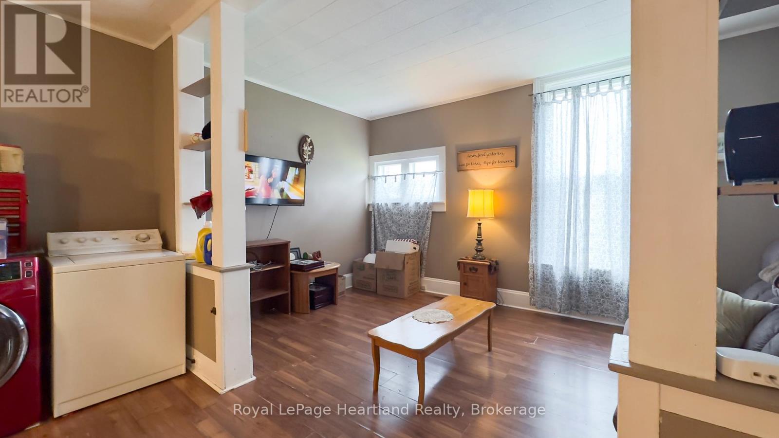 190 Albert Street, Central Huron, Ontario  N0M 1L0 - Photo 39 - X12258094