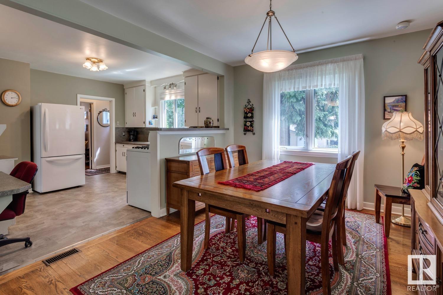 Property at 5525 111 AV NW NW image 5