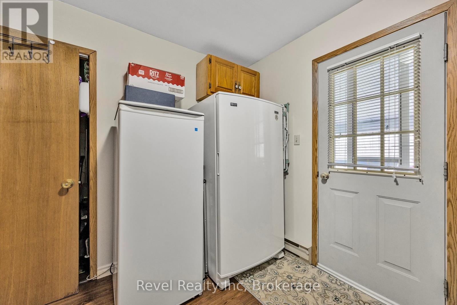 Property at 1710 GOLF LINK ROAD image 5
