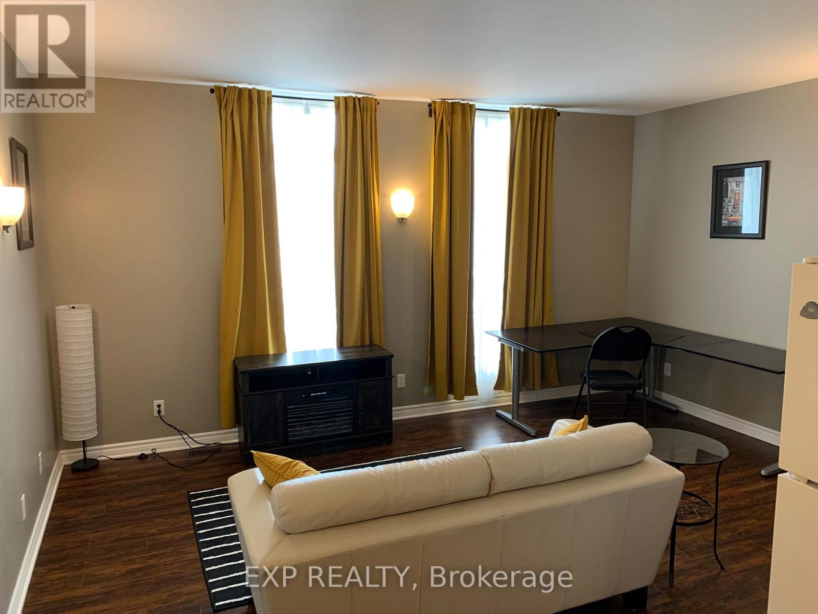 3c - 43 Bridge Street, Carleton Place, Ontario  K7C 2V2 - Photo 11 - X12258116