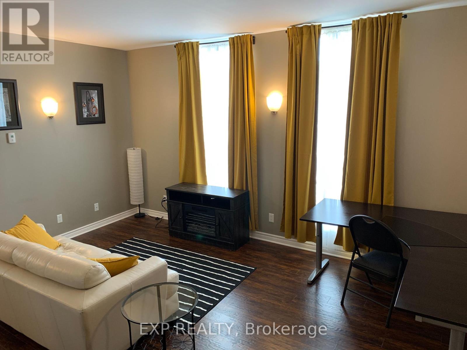 3c - 43 Bridge Street, Carleton Place, Ontario  K7C 2V2 - Photo 2 - X12258116