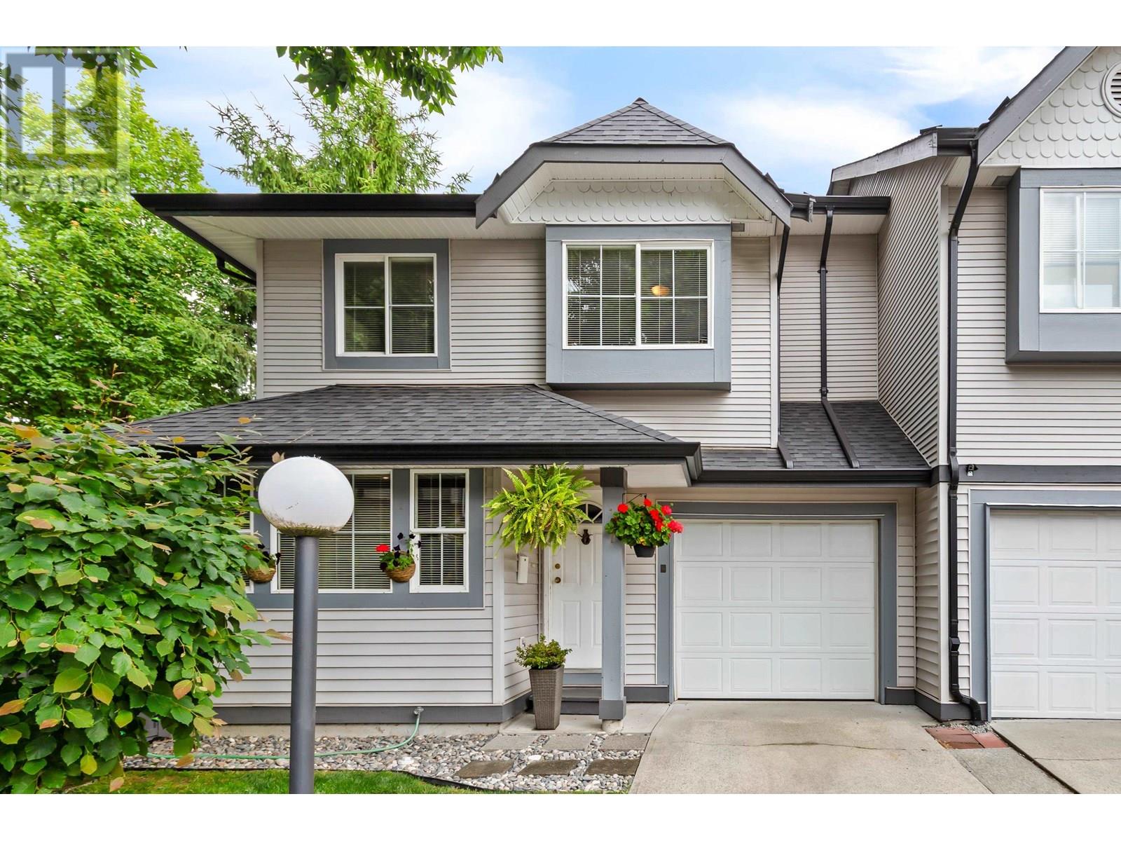 Property at 7 21015 118 AVENUE image 1