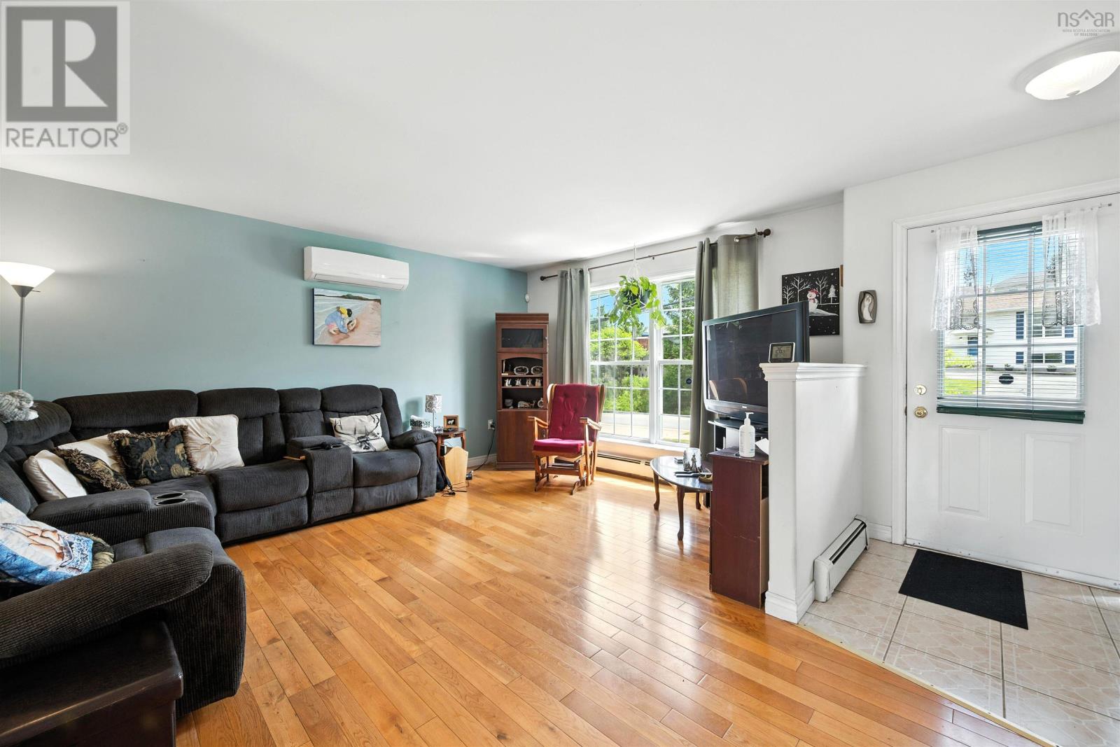 Property at 55 Lucasville Road image 5