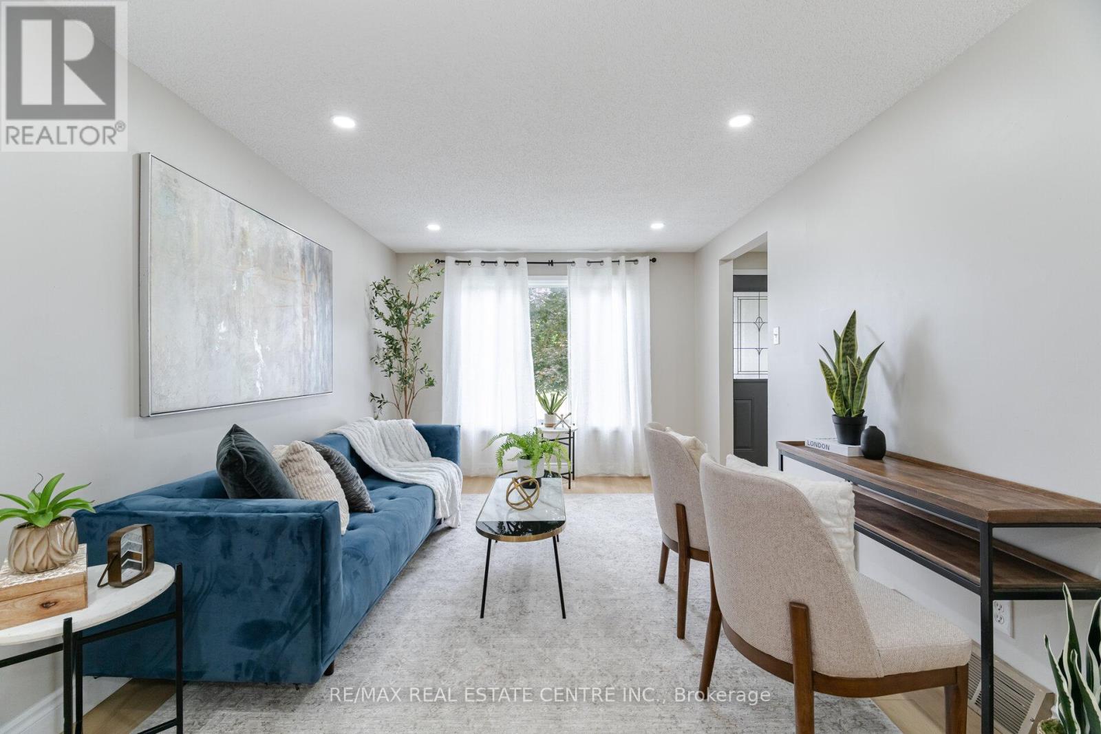 Property at 635A RUMMELHARDT DRIVE image 4