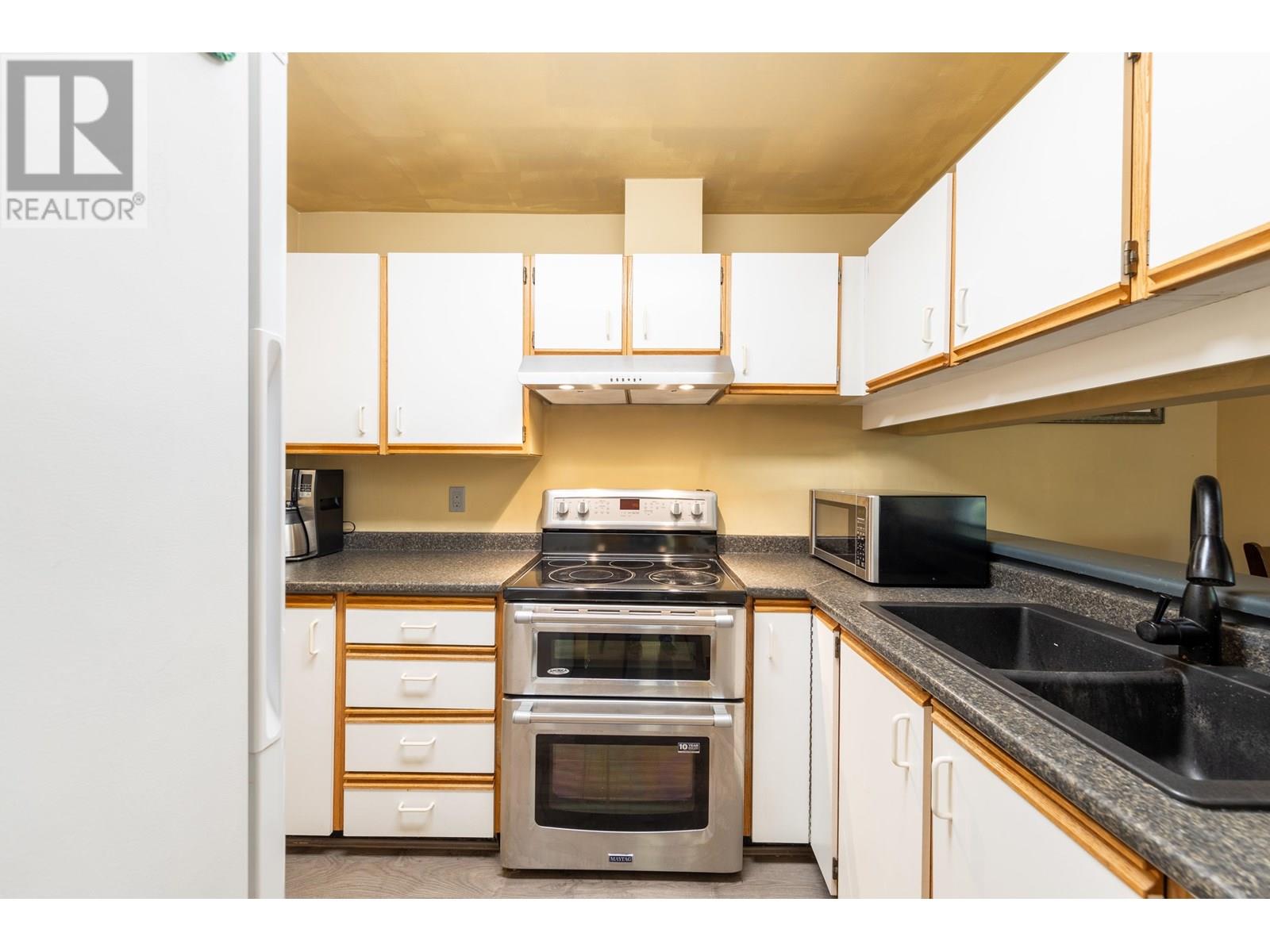 108 1190 Pacific Street, Coquitlam, British Columbia  V3B 6Z2 - Photo 5 - R3022041
