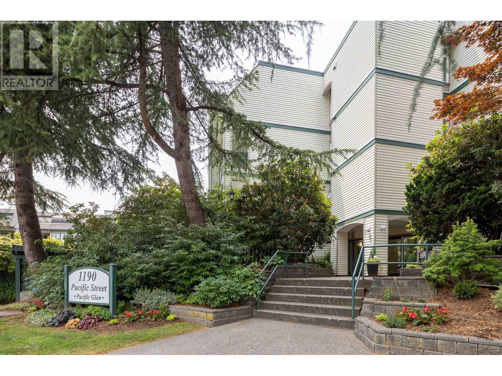 108 1190 Pacific Street, Coquitlam, British Columbia  V3B 6Z2 - Photo 2 - R3022041