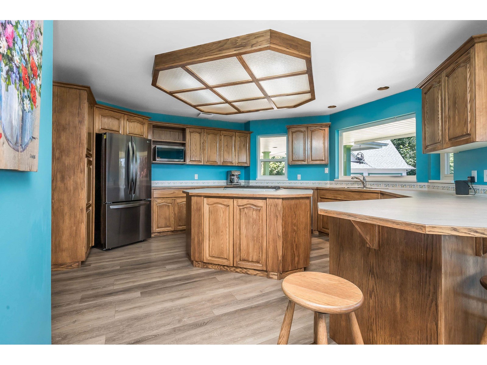 Property at 9549 MONTE VISTA STREET image 4
