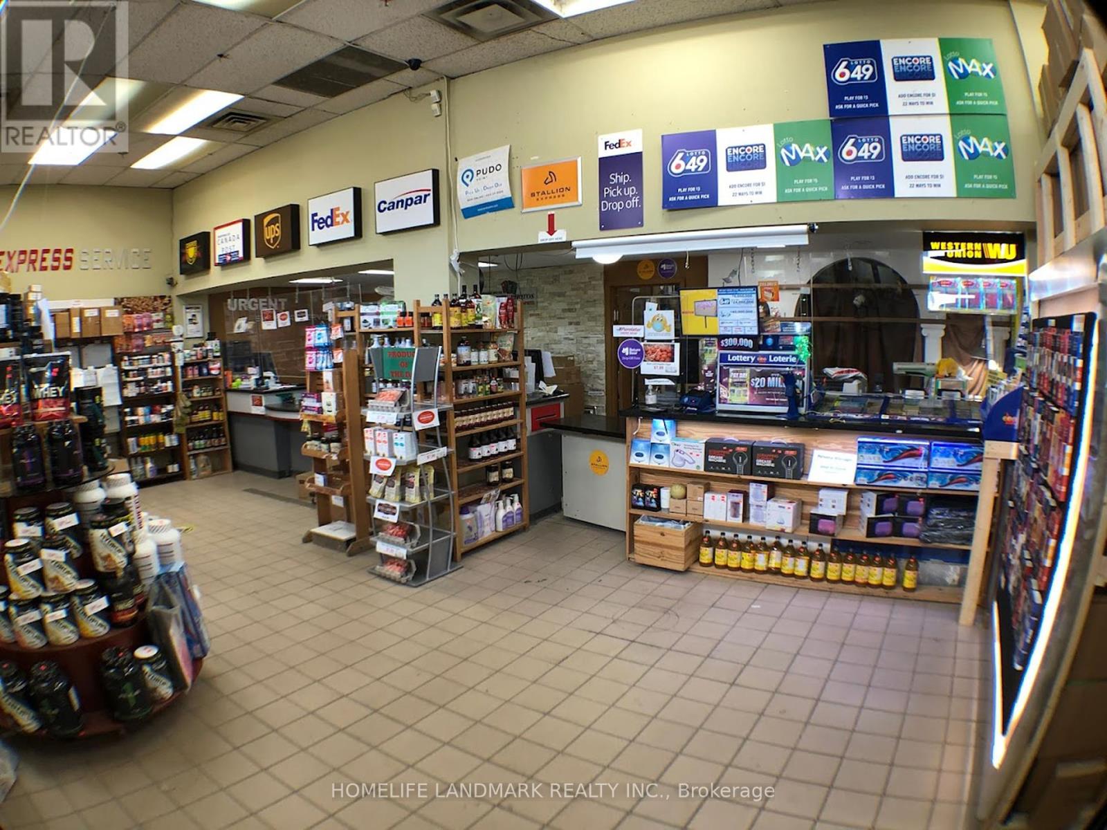 101 - 300 Coxwell Avenue, Toronto, Ontario  M4L 3B6 - Photo 6 - E12258170