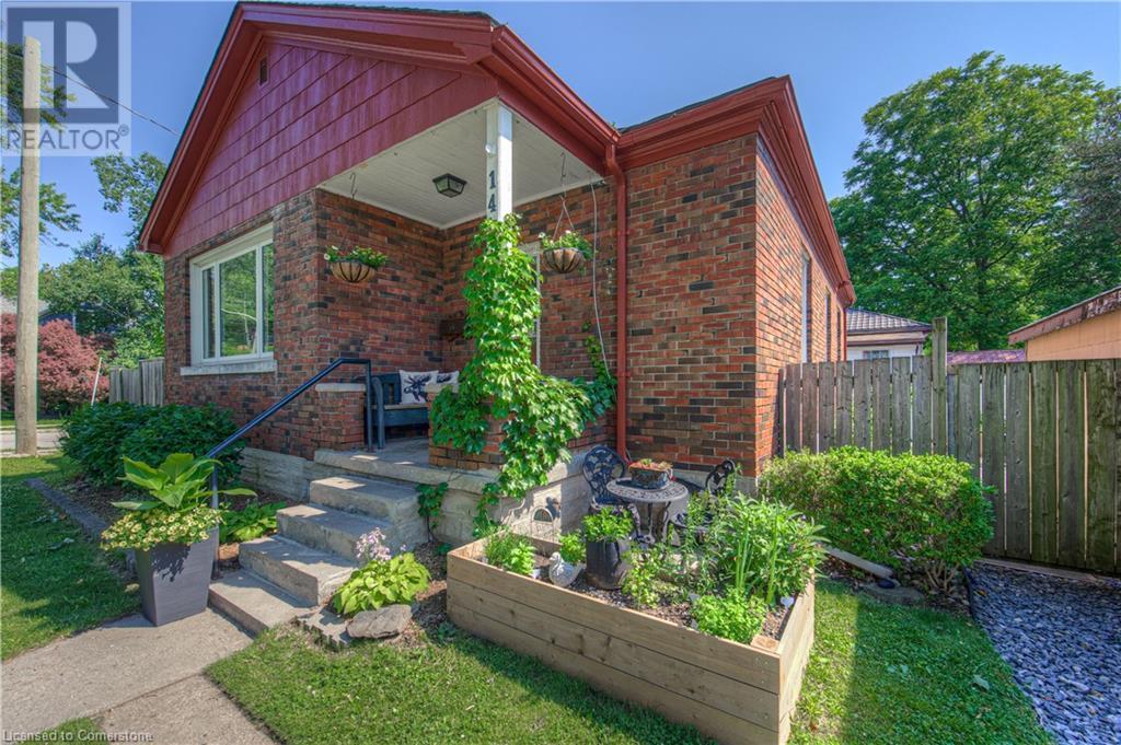 Property at 14 MYRTLE Avenue image 5