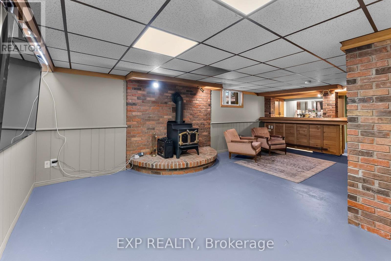 5743 Lowell Avenue, Niagara Falls, Ontario  L2G 4E4 - Photo 28 - X12258198