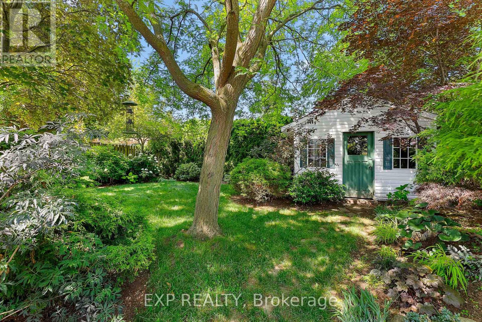 5743 Lowell Avenue, Niagara Falls, Ontario  L2G 4E4 - Photo 39 - X12258198
