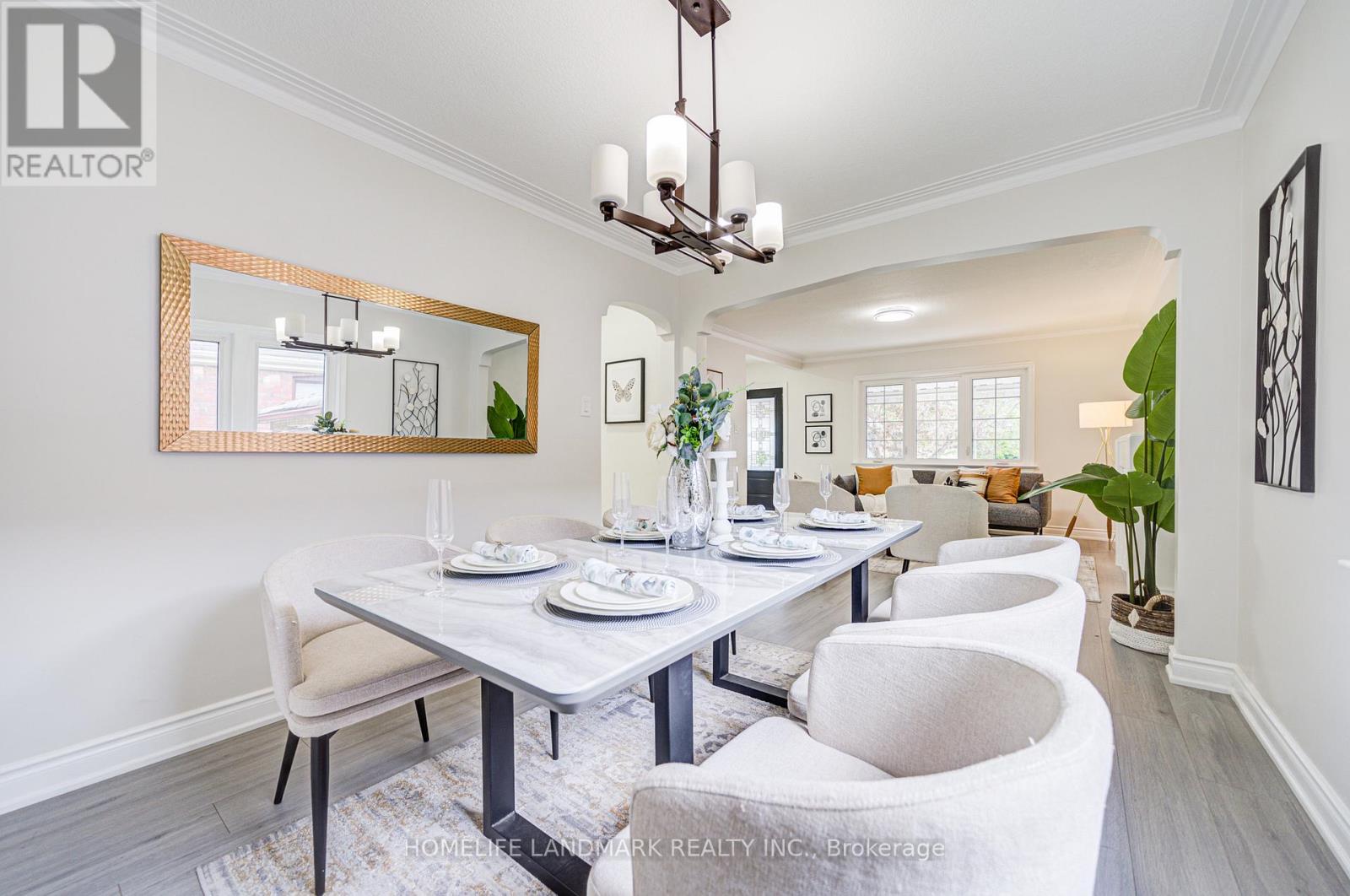 Property at 12 JANET BOULEVARD image 1