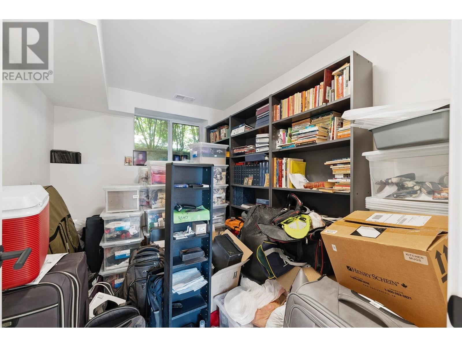 Property at 1725 ROSEBERY AVENUE image 4