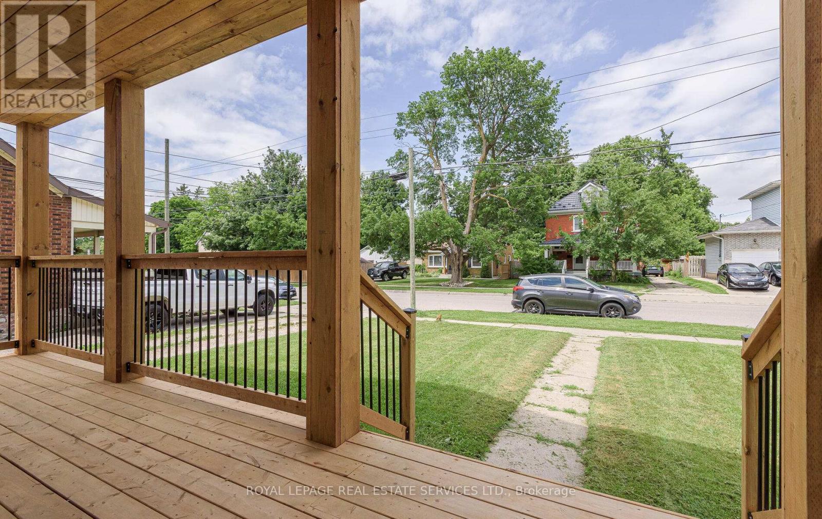 Property at 631 LAWRENCE STREET image 3