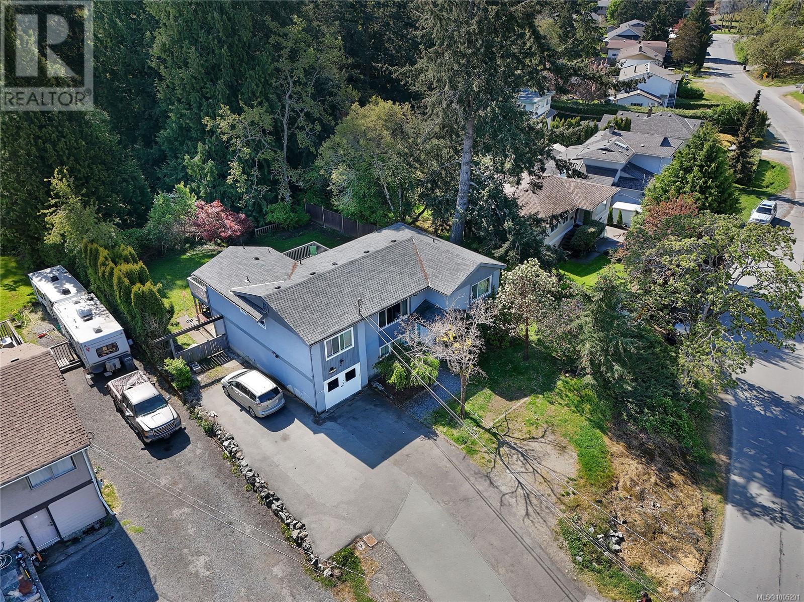 Property at 2589 Wentwich Rd image 2
