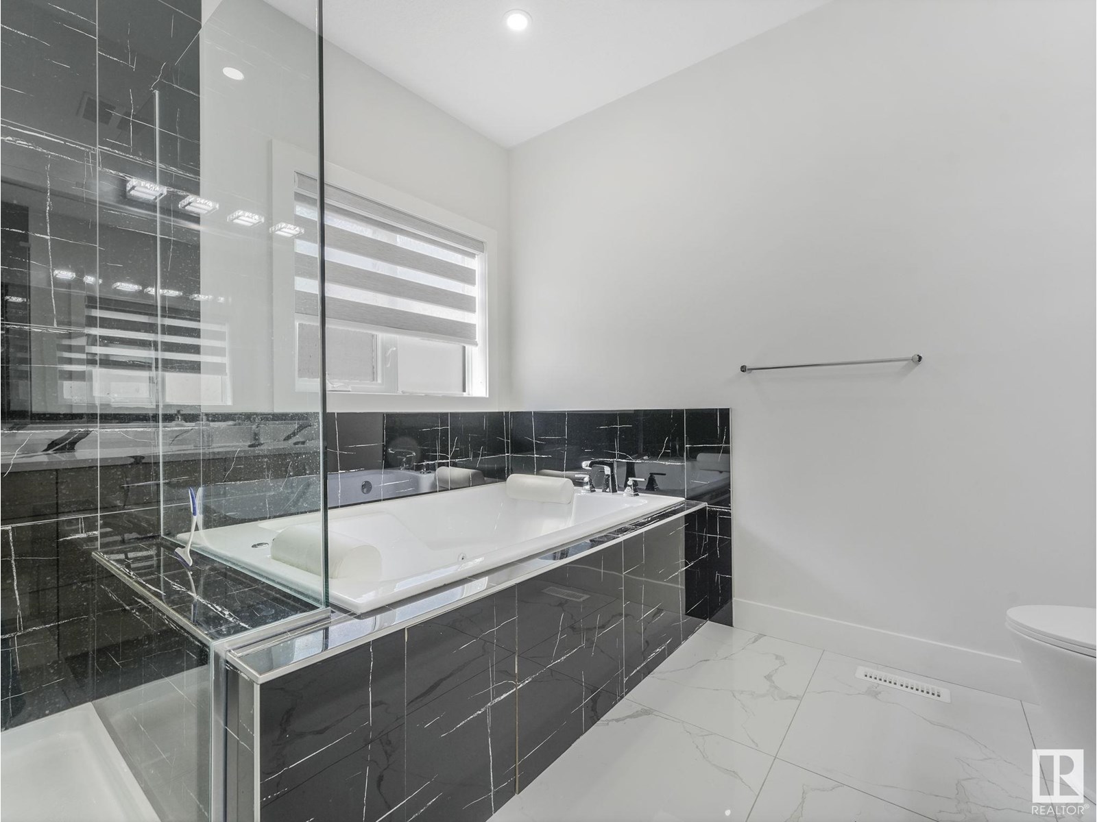 120 38 St Sw Sw, Edmonton, Alberta  T6X 2W3 - Photo 52 - E4443360