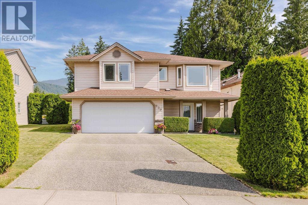 Property at 832 AURORA WAY image 1