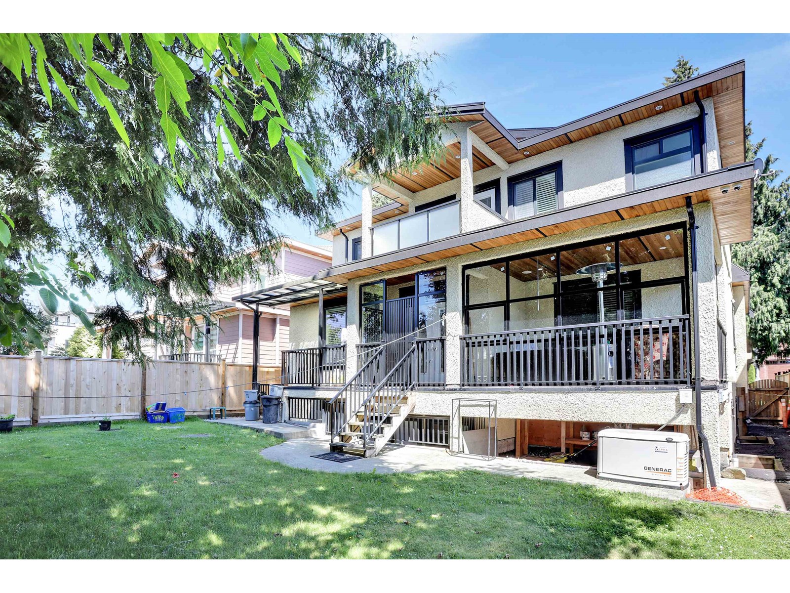 Property at 7677 117 STREET image 2
