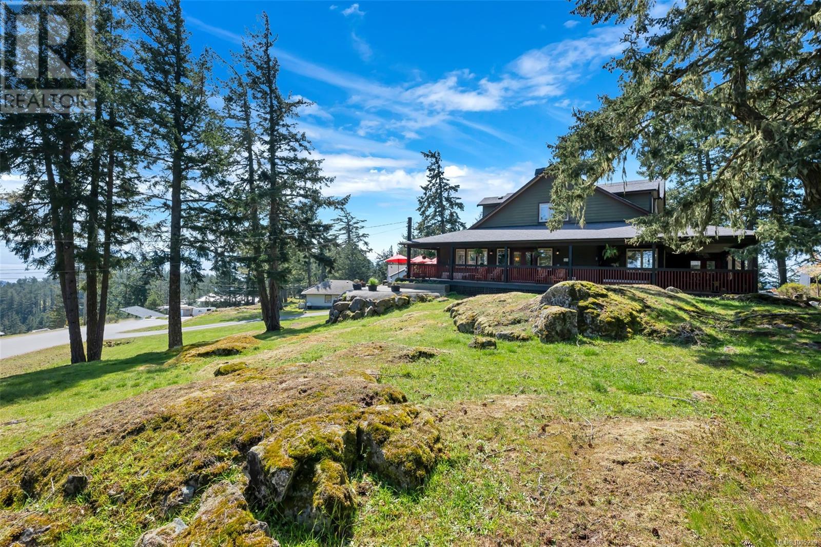 Property at 700 Cains Way image 3