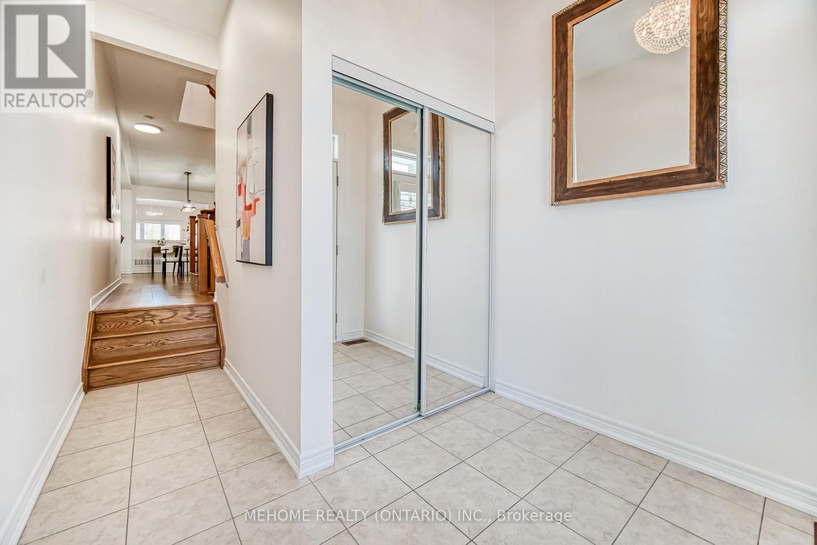 Property at 100 IAN BARON AVENUE image 4