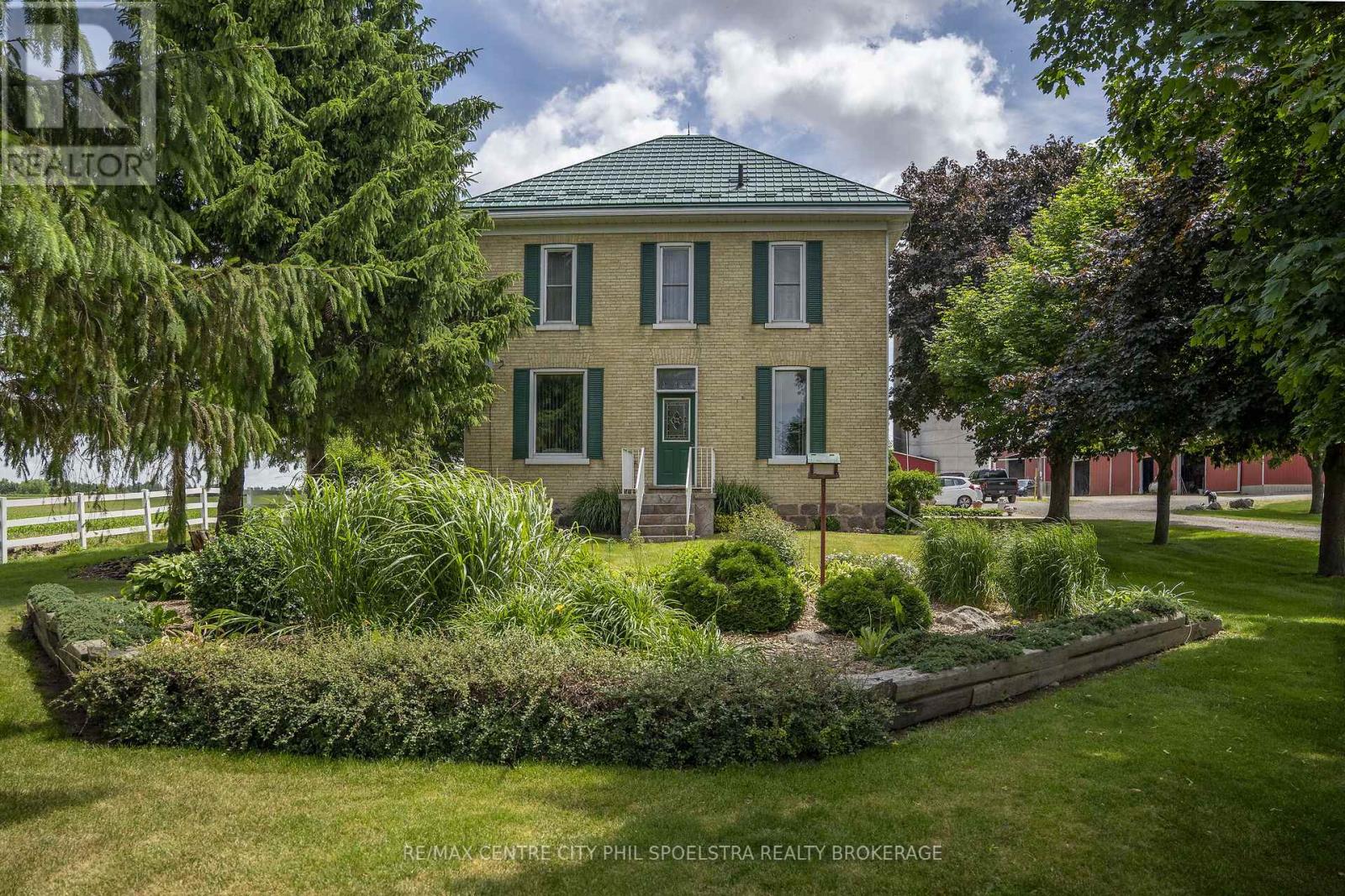 34212 Denfield Road, Lucan Biddulph, Ontario  N0M 2J0 - Photo 31 - X12258306