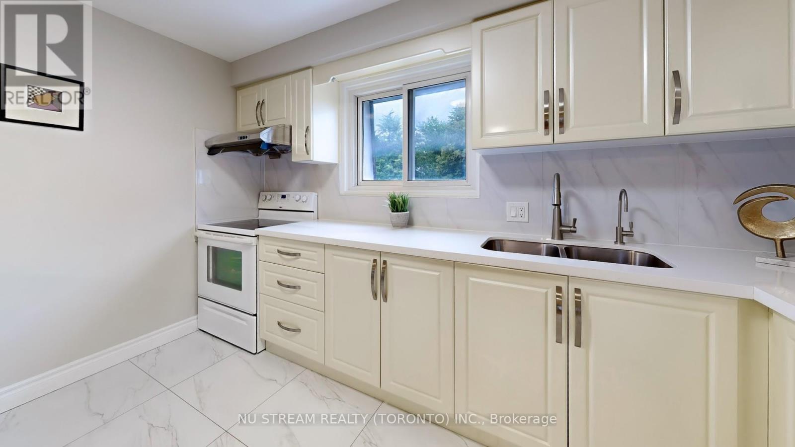 39 - 3075 Bridletowne Circle, Toronto, Ontario  M1W 1S8 - Photo 15 - E12258287