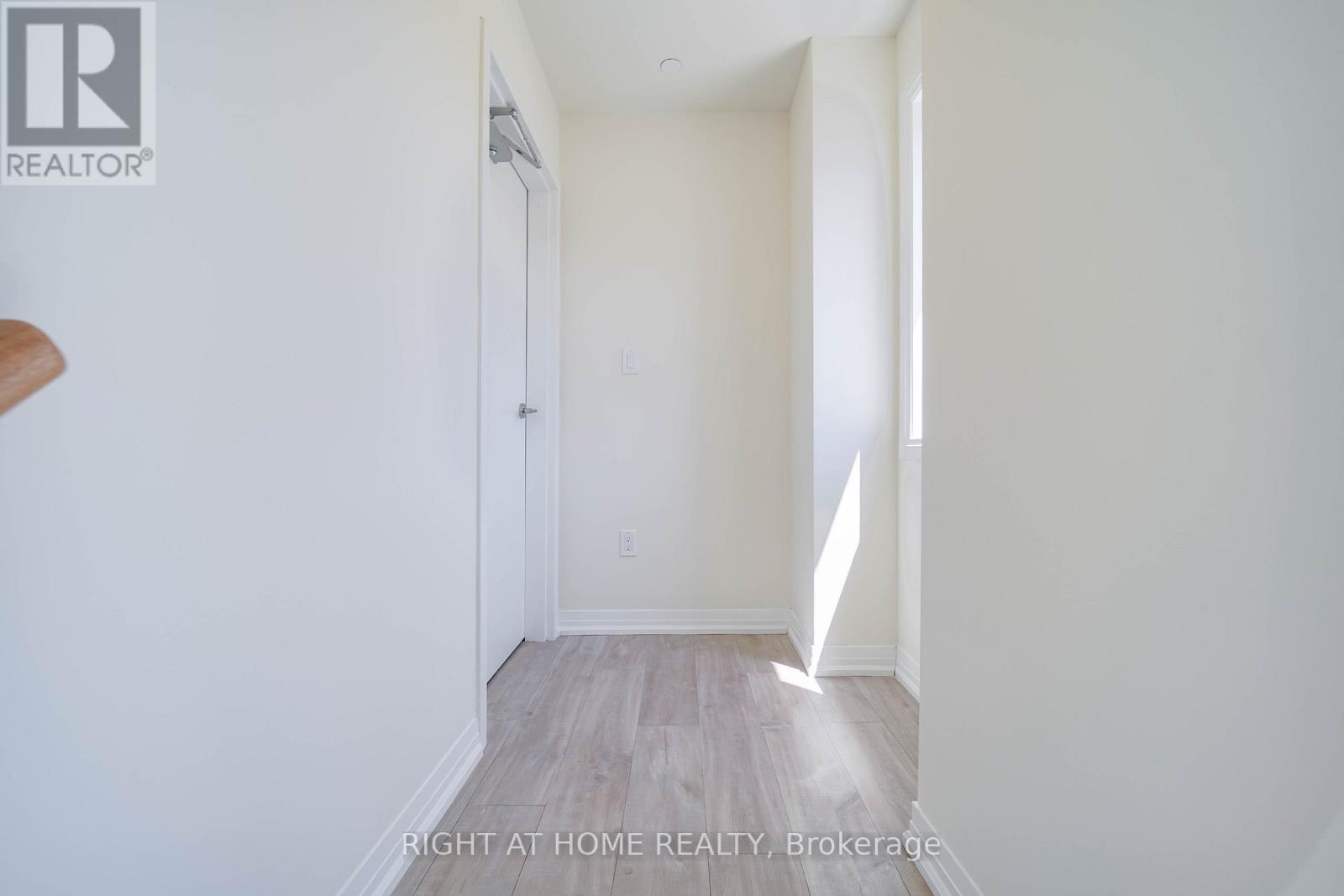 Property at 4 - 145 TAPSCOTT ROAD image 3
