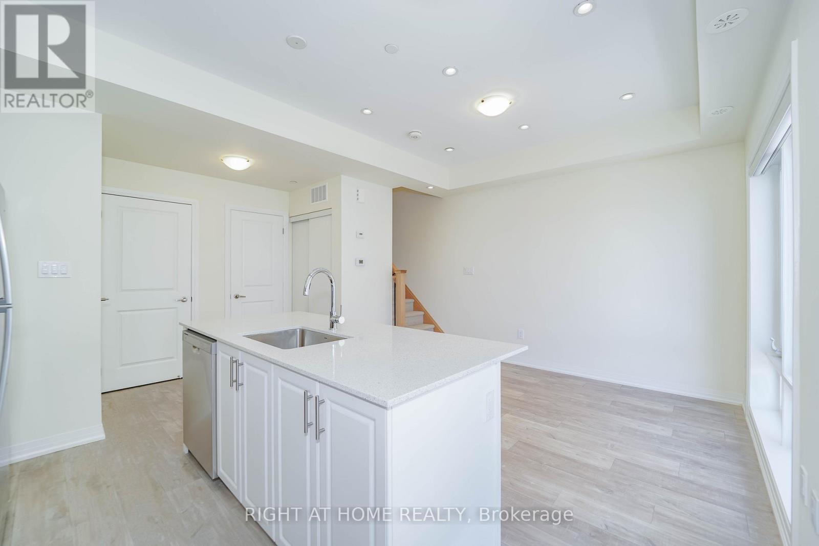 4 - 145 Tapscott Road, Toronto, Ontario  M1B 0E8 - Photo 9 - E12258308