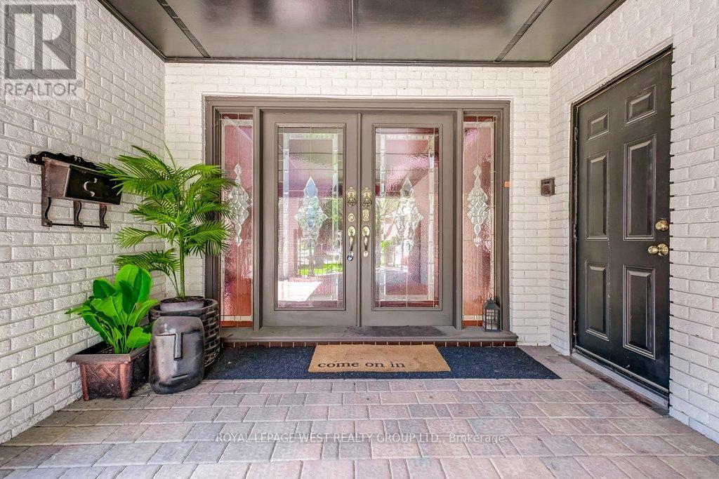 Property at 41 VANCHO CRESCENT image 2
