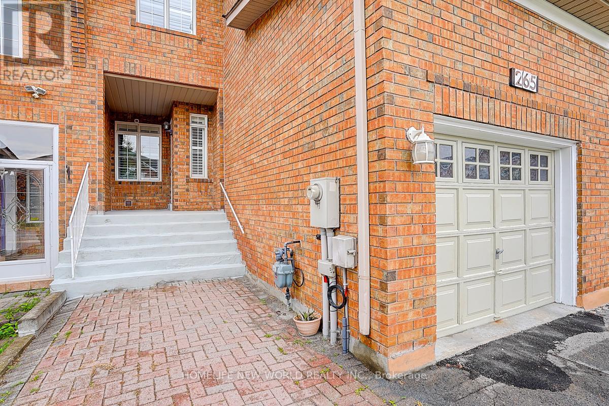 Property at 265 KIMONO CRESCENT image 2